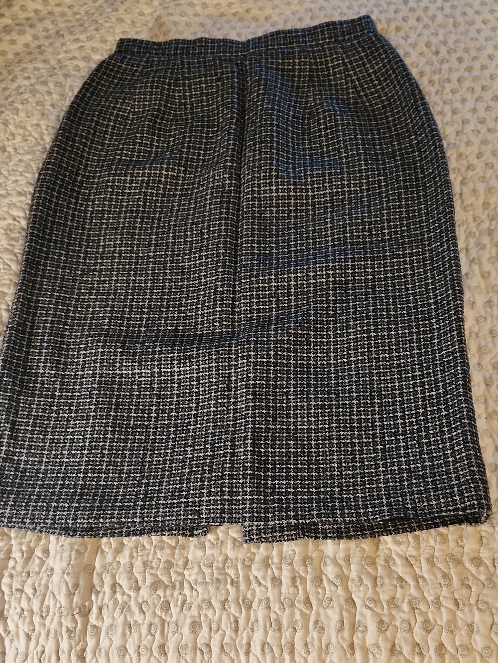 Vintage Worthington Black and White Tweed Pencil Skirt